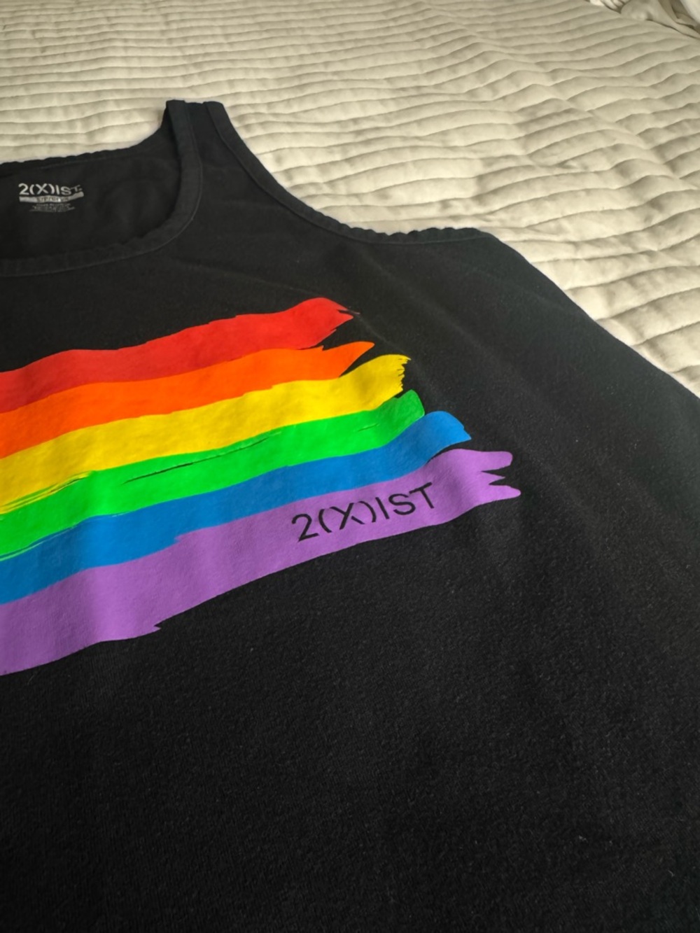 2xist Black Scoop Tank Top - Picture 3 of 4